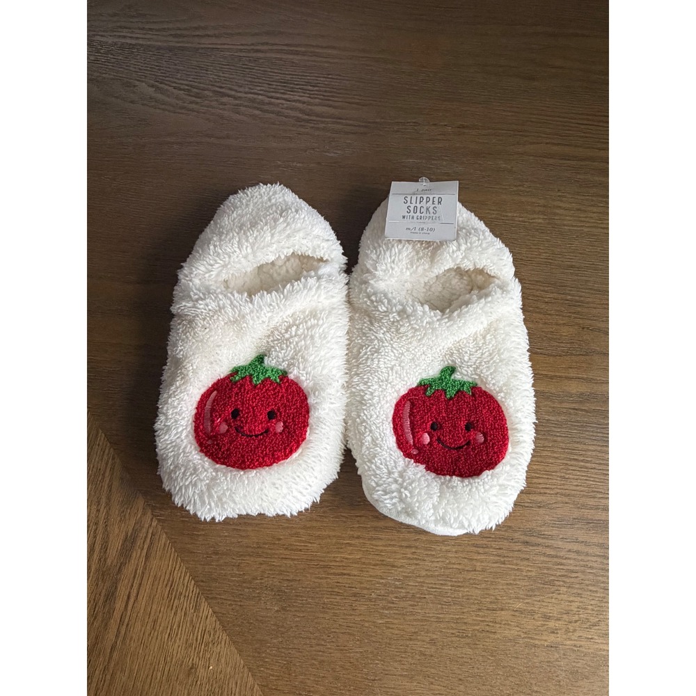 Target Cream Fuzzy Tomato Slipper Socks with Grippers M/L 8-10 NWT